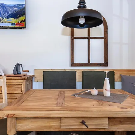 Elisabeth Naturnah *